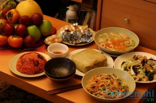 van cung tat nien