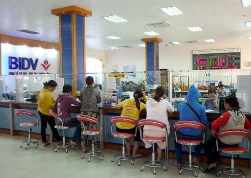 thoi gio lam viec cua ngan hang bidv