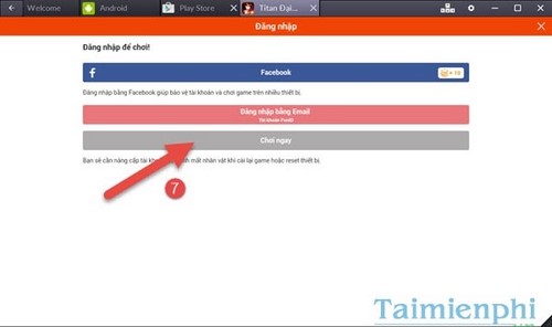 choi titan dai chien tren may tinh bang bluestacks