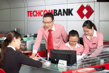 gio lam viec cua ngan hang techcombank