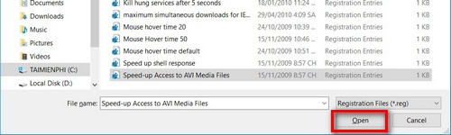 Cách mở file .reg, import file registry trên Windows