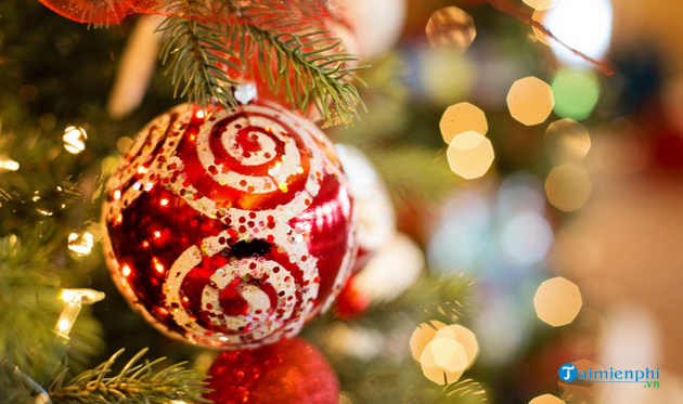 Viết một đoạn văn tiếng Anh về lễ Giáng Sinh