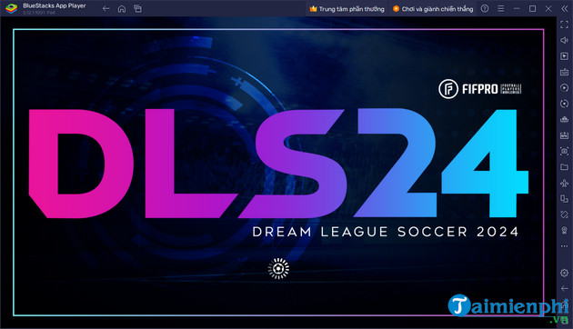 cach choi dream league soccer 2024 tren gia lap Android BlueStacks